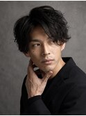 センターパート×スパイラルパーマ×サイドパート×men's髪型