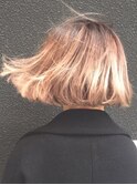 ハイトーングラデーションボブ