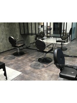 【女性スタッフのみ】“女性同士”だからこそお悩み相談しやすい。大人女性のためのプライベート空間♪