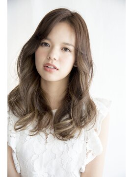 ビューティーアンドケアカロン(Beauty and Care CALON) 【銀座】パリジェンヌみたいなアッシュベージュで楽しむスタイル