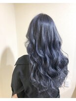 ヴィダ クリエイティブ ヘアーサロン(Vida creative hair salon) シルバーネイビーアッシュ！！