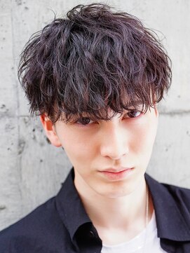 ゴールドシブヤ(GOALD SHIBUYA) 波打ちショートマッシュ　波打ちスパイラルツイストスパイラル