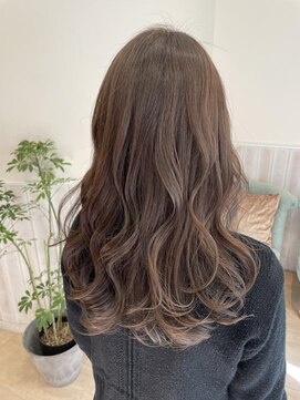 ネオリーブソラ 相模大野店(Neolive sola) やわらかベージュ/レイヤースタイル