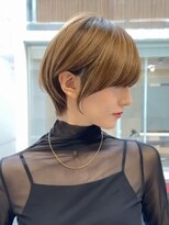 30代40代50代/丸みショート/クビレ/前髪あり/ブラウン/表参道