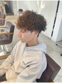 波巻きスパイラルパーマメンズマッシュ