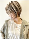 外国人風前下がりショート ハイライトバレイヤージュ t86