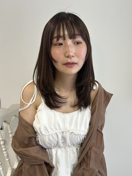 エミュ 中央駅店(eMu) オリーブブラウン、ミディアムレイヤーカット