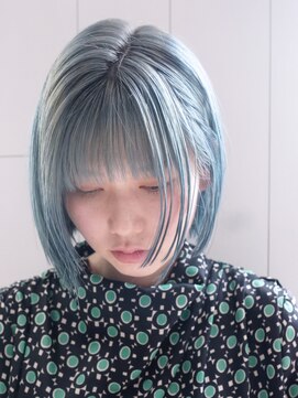 シオン(shion) 似合わせカットメルティカラーホワイトブロンド_ba399911