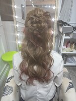 セット アンド バイ ルゥーダ 品川駅前店(SET and..by Rouxda.)&nbsp;ハーフアップ