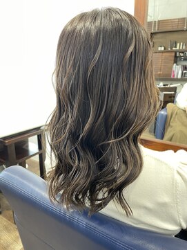 アイルヴィラ(air vila) オリーブベージュ