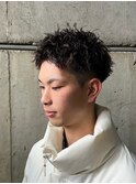 ツイストスパイキーショート