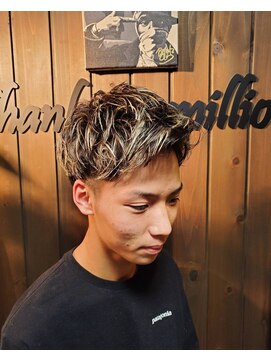 サンフラット(Sun Flat) ハイライト×アップバング