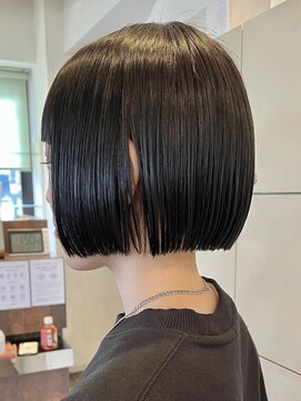 テクネ 天神大名(techne) 天神大名顔周りレイヤーカットミディアムボブタッセルボブ今泉