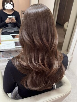 ユニ 表参道(uni) 大人気の韓国女優風くびれレイヤーカット/ヨシンモリ/エギョモリ