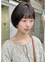 イン(in.) 透け感カラー/ふわっと丸みショート