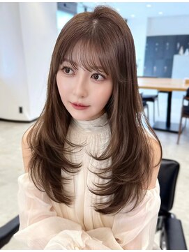 シェイト(ciate) MAYU*透明感オリーブベージュ レイヤーカット