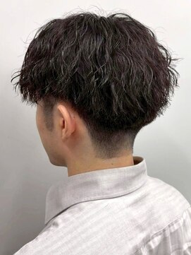 セプト 博多(SEPT.) 波巻きパーマ メンズパーマ ツーブロックマッシュ 20代