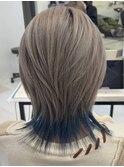 グレージュ×ブルー