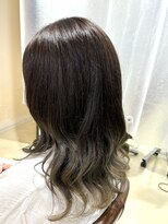 アズール 草加(azule)&nbsp;グラデーションカラー　グレージュ　ブリーチ