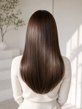髪の芯から潤いをチャージ！うねりや広がりをケアして理想のうるツヤ美髪を叶える髪質改善トリートメント☆