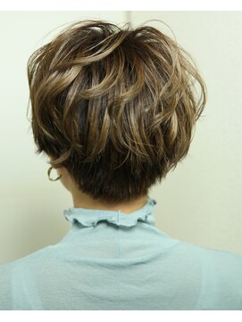 パシフィックダズールバトン(Pacific Dazzle baton) 大人綺麗なパーマスタイル 神戸 垂水 栗脇