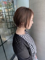 サーカス(circus)&nbsp;クセがあっても収まる洗練された前下がりショート★