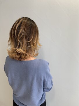 リル 塚口(LiL) バレイヤージュ☆ISM