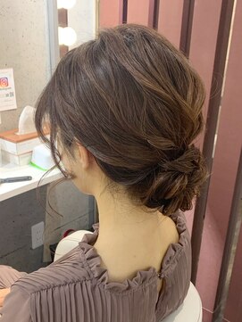 リリー ギンザ(Lily Ginza) ミディアムアップ