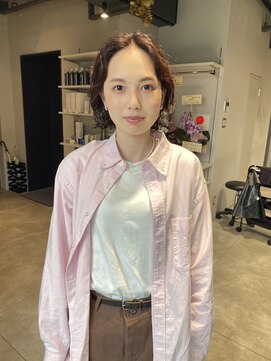 ディーエックス スリー(Dxxxx III) お洒落パーマミディアム