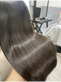 グレージュ/髪質改善トリートメント【due hair 砂川 翔】