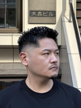 ドルクス 日本橋(Dorcus) アイロンショート スキンフェード 大人短髪