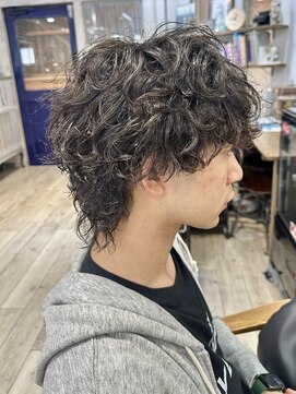 ラティ(Ratie) センターパートメンズウルフカット