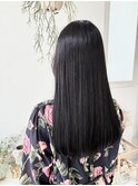 《花屋併設の美容院》艶カラー