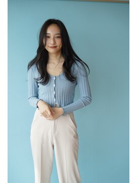 ルフュージュ バイ プロデュース 相模大野店(Refuge by Produce) 暗髪/レイヤーカット/長めバング