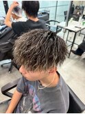 ツイストスパイラルパーマ/メンズ/刈り上げ/眉毛/ツイスト
