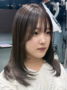 アメリ バイ アピッシュ(Amelie by apish) レイヤーパーマワンカールパーマミディアムパーマロングレイヤー