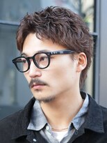 バイフィフス 原宿/表参道(by fifth)&nbsp;原宿ルーズパーマ短髪メンズショートヘア刈り上げブラウンカラー