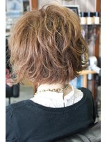 オーバーキャプテンネイキッド(OVER CAPTAIN NAKED)&nbsp;頭がひとまわり小さく見えるすずらん型新型ショート♪