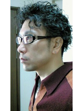 メンズサロン DATE 万博公園店 男のカーリーヘアー