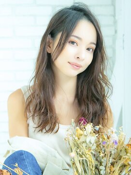 ロンドプランタン 恵比寿(Lond Printemps) 大人かわいい耳かけローライトアッシュブラウンふわミディ