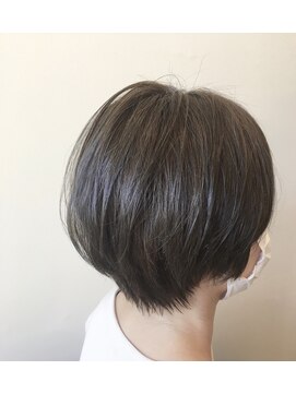 サハラヘアー(Sahara hair) すっきりだけどふんわりなかわいいショート