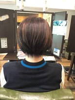 美容室 エス 加賀野店(es) 大人くびれショートボブ