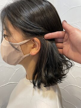 アン(Hair make un) イヤリングカラー