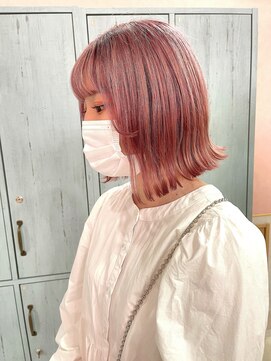 ミーナ バイ ワンズ 町田(mina by one's kyougoku) ぱつっとボブ×キャンディーピンク