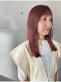 オン眉ミディアヘアー