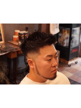 メンズも身だしなみが大事!顔の印象を決めるヒゲ/眉をあなたの骨格に合わせて整え、一歩先を行くデキる男に