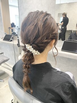 ユーフォリア 新宿通り(Euphoria) お呼ばれヘア/編み下ろし/ヘアアレンジ