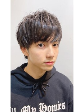 クオンヒール 堺筋本町店(QUON HEAL) マッシュウルフ/ツーブロック/束感マッシュ/メンズショート