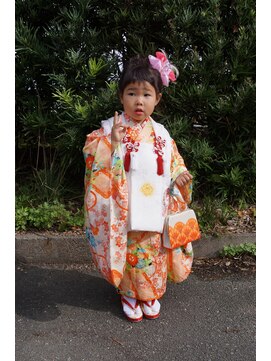 ランコントレ 千代 3歳の七五三お参り 着付とヘアセット