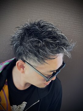 ヒロギンザ 六本木店(HIRO GINZA) ホワイトメッシュ　ハイライト　ショート